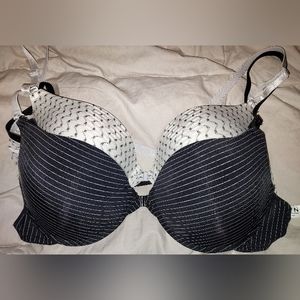 Women's Set of 2 Push Up Bras Size L SHEIN NEW!